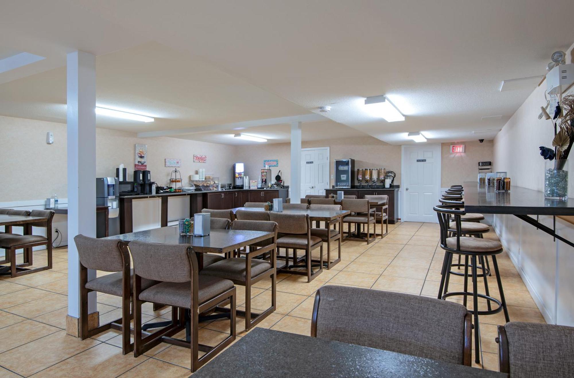 Travelodge By Wyndham Kamloops Mountview Exteriör bild