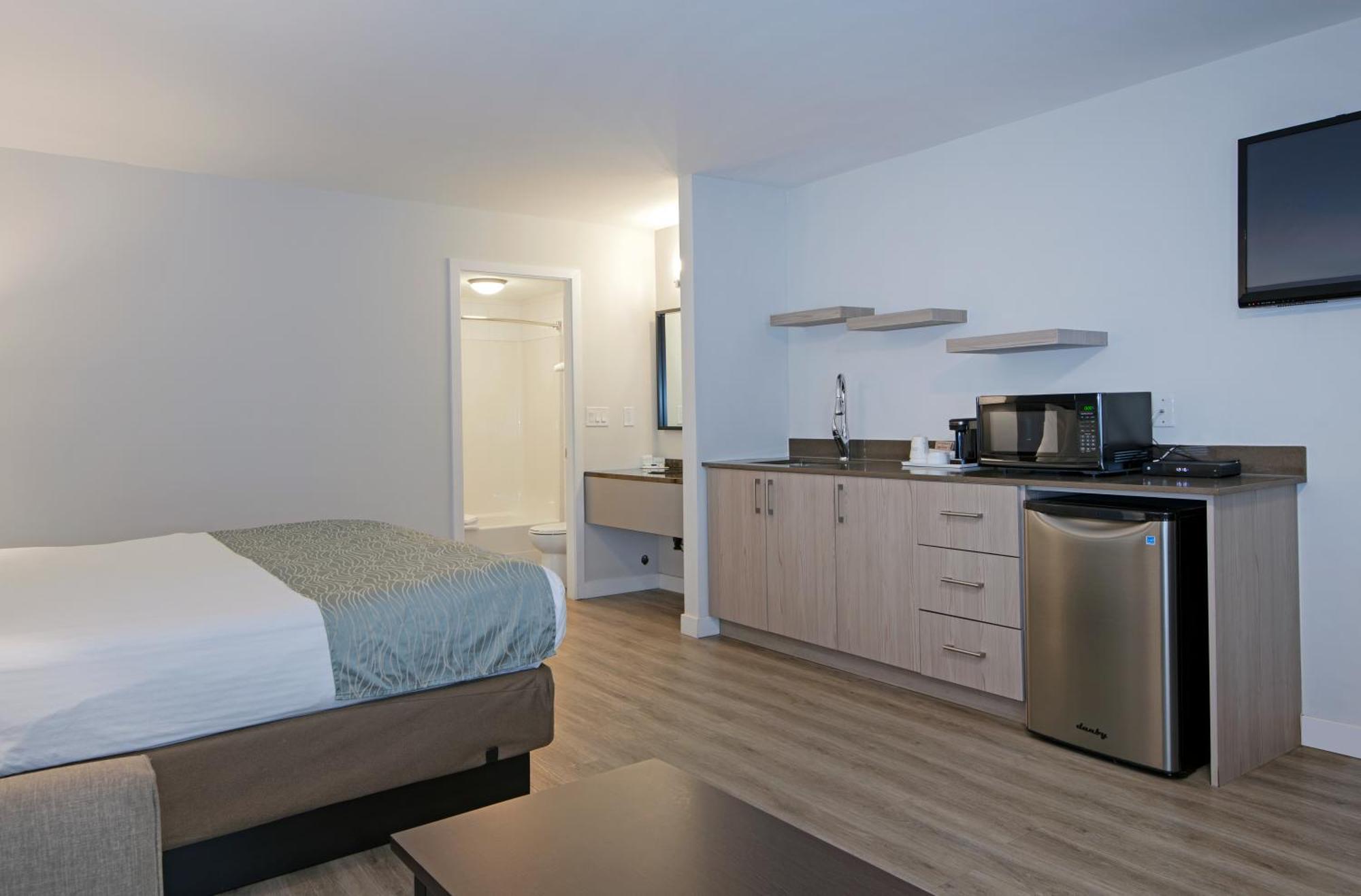 Travelodge By Wyndham Kamloops Mountview Exteriör bild