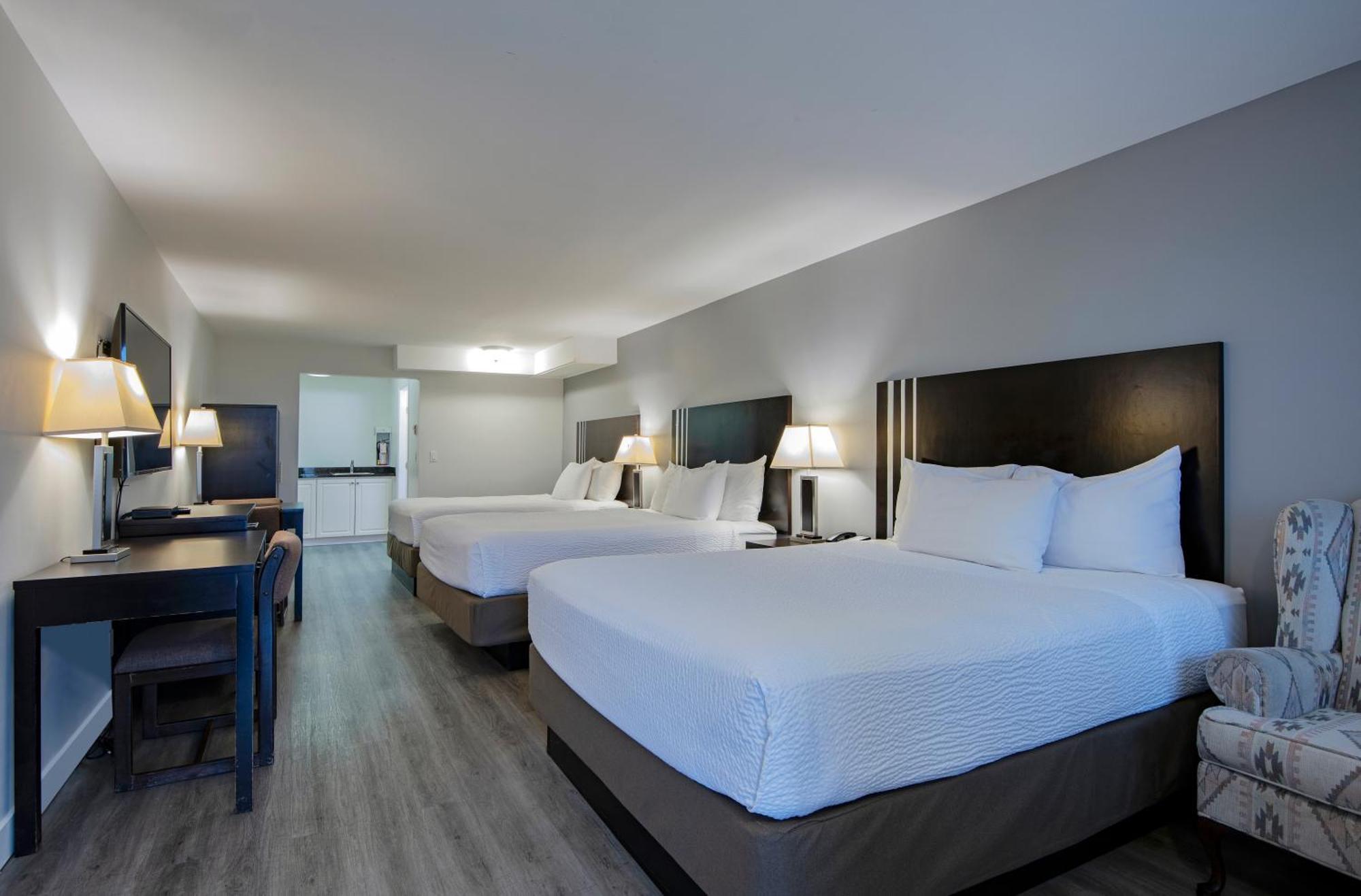 Travelodge By Wyndham Kamloops Mountview Exteriör bild