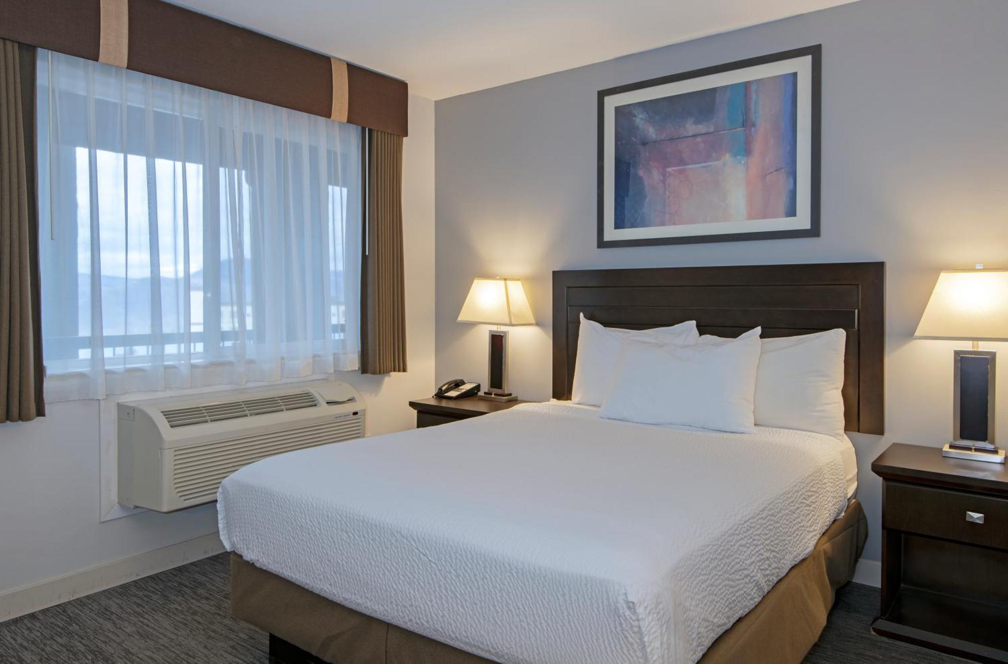 Travelodge By Wyndham Kamloops Mountview Exteriör bild
